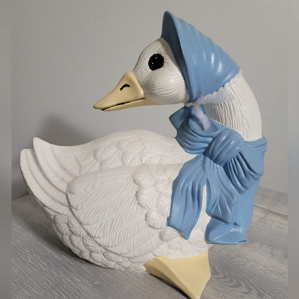 Vintage Mother Goose Ceramic Shelf Display Cottagecore Grandmacore